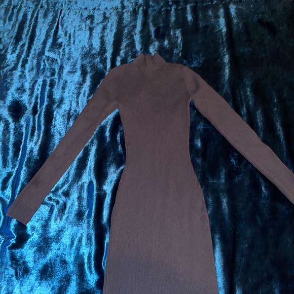 Aritzia Babaton Gray/Navy Bodycon Midi Dress - Picture 3 of 8